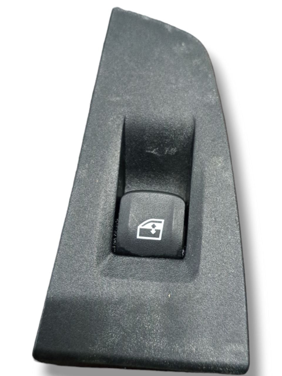 Pulsantiera alzavetro posteriore sinistra Bmw Serie 1 F40 (2022) COD:7480261