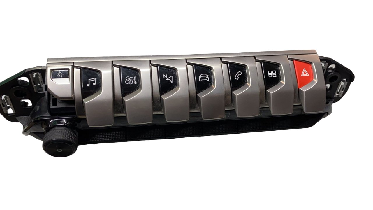 Pulsantiera centrale - comandi clima  Peugeot 3008 gt-line (2019) cod:98249155dx
