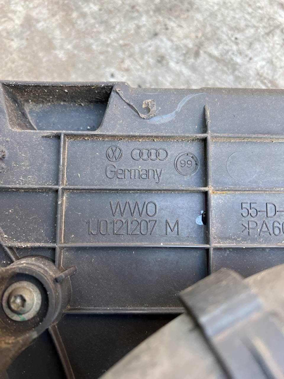 Radiatore acqua motore Volkswagen Golf mk 4 / Audi A3 1.9 TDI  '99  cod 1j0121253N