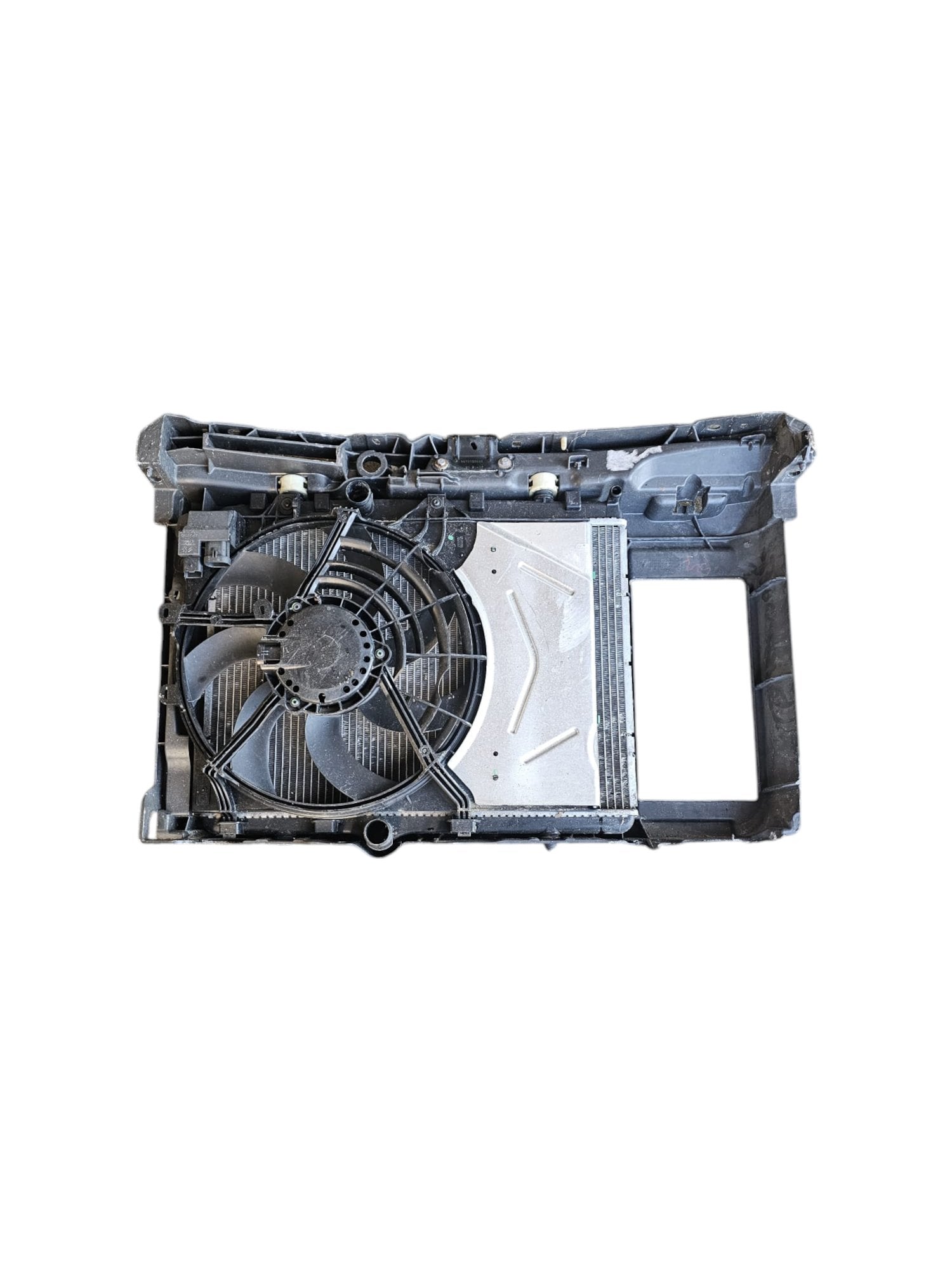 Radiatore / Elettroventola Peugeot 2008 I Cod:FS2083T300217 1.6 Diesel (2013-2019)