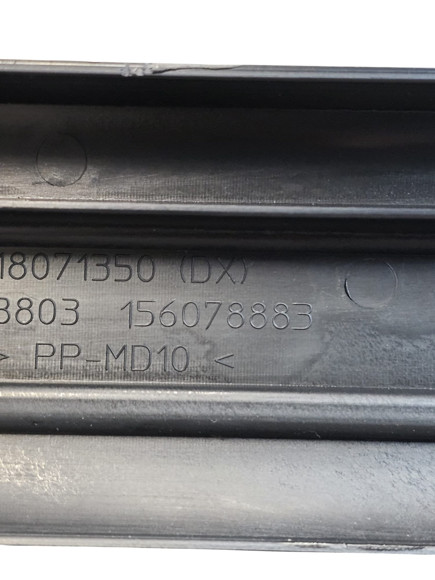 Rivestimento Battitacco / Soglia Porta Anteriore Destro Cod:156078883 Alfa Romeo Giulietta  (2010-2020)