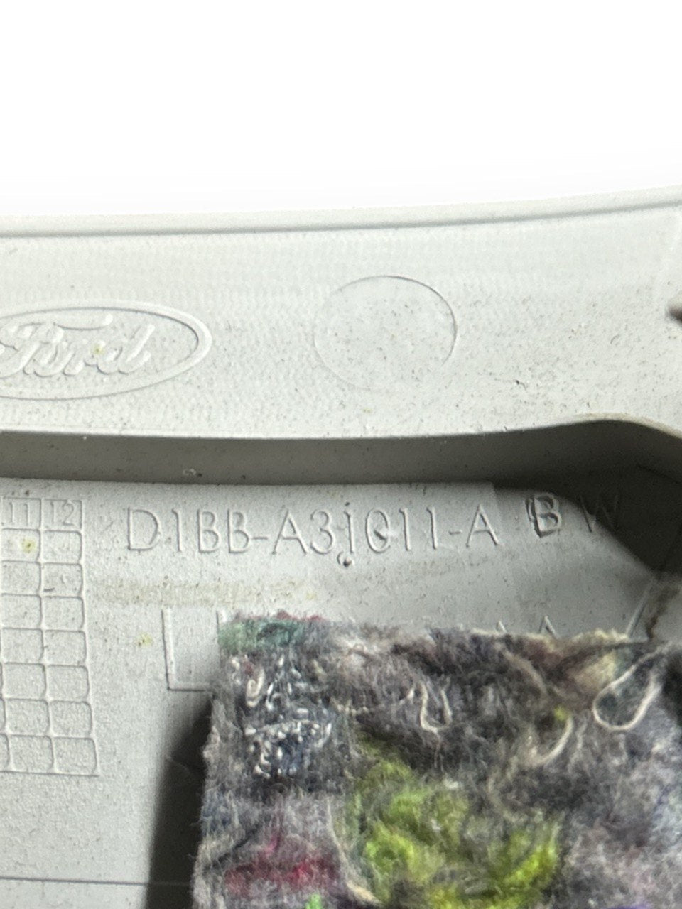 Rivestimento Colonna C Sinistra Ford Fiesta VI (2008 > 2017) cod.D1BB-A31011-A