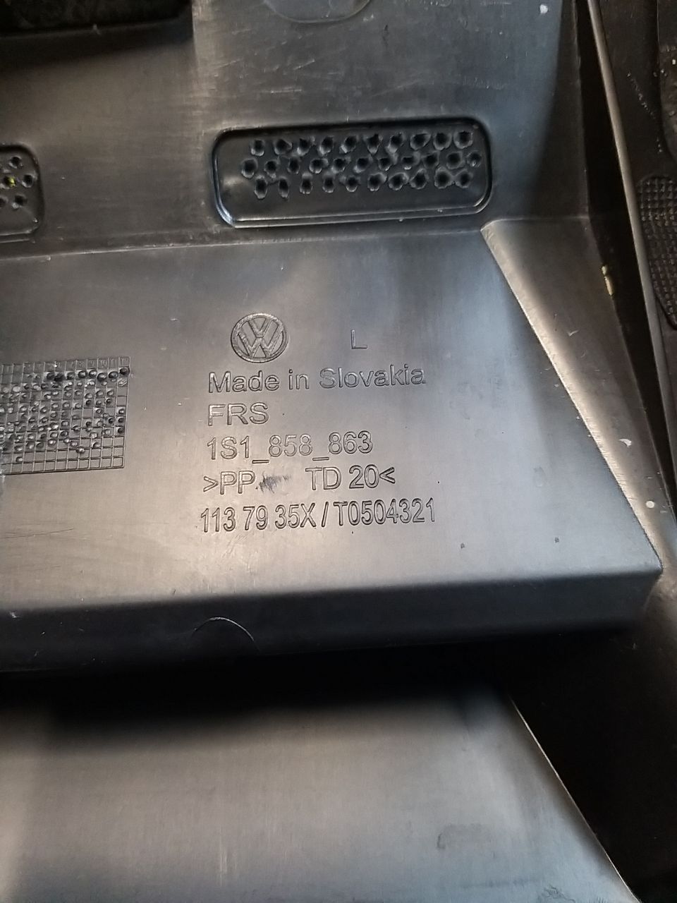 Rivestimento / Modanatura Cruscotto con Interruttore Luci Volkswagen Up ( 2019 ) Cod : 1S1-858-863
