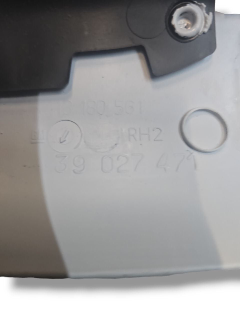 Rivestimento / Modanatura Destra Opel Corsa E ( 2014 - 2019 ) Cod : 39027471