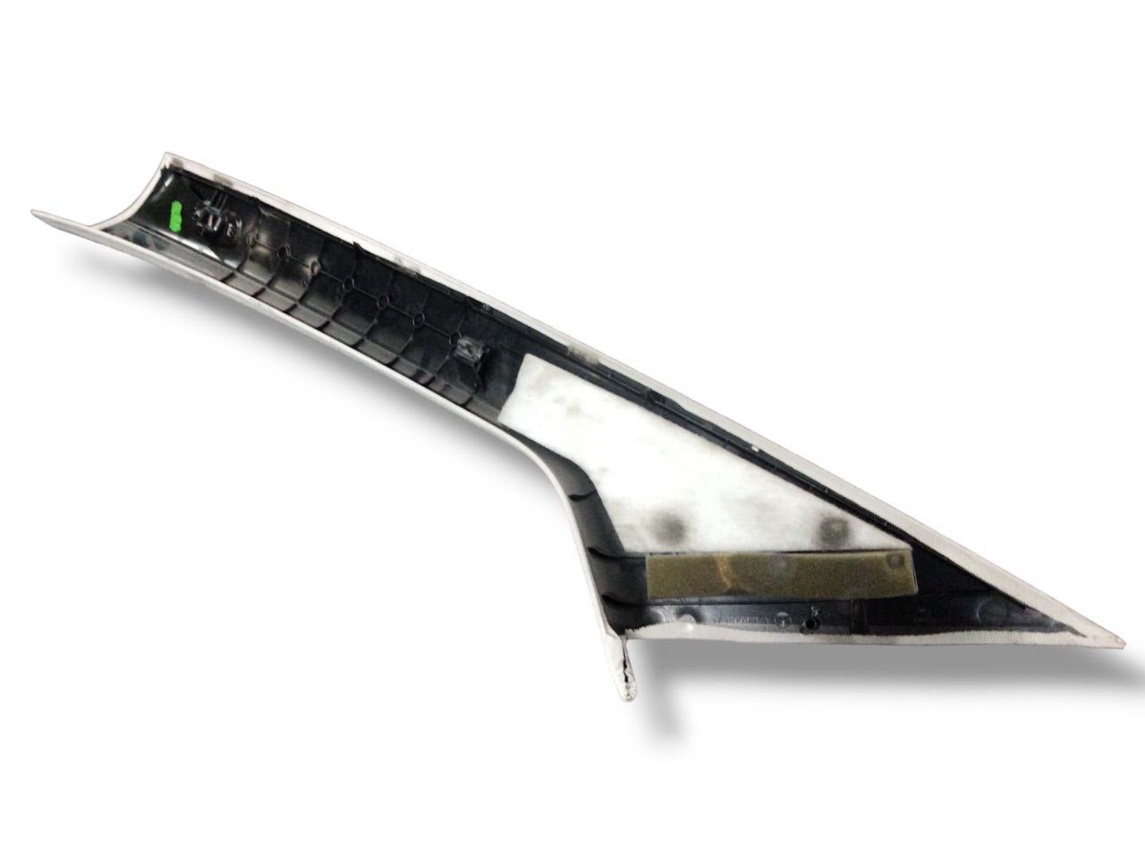 Rivestimento montante anteriore destro Mercedes-Benz Classe B W246 COD:A2466900225 (2012-2018)