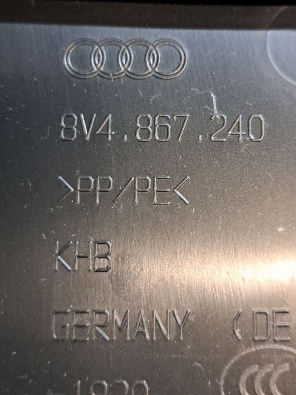 Rivestimento Montante centrale Anteriore Destro Audi A3 8V (2015-2020) COD:8V4867240
