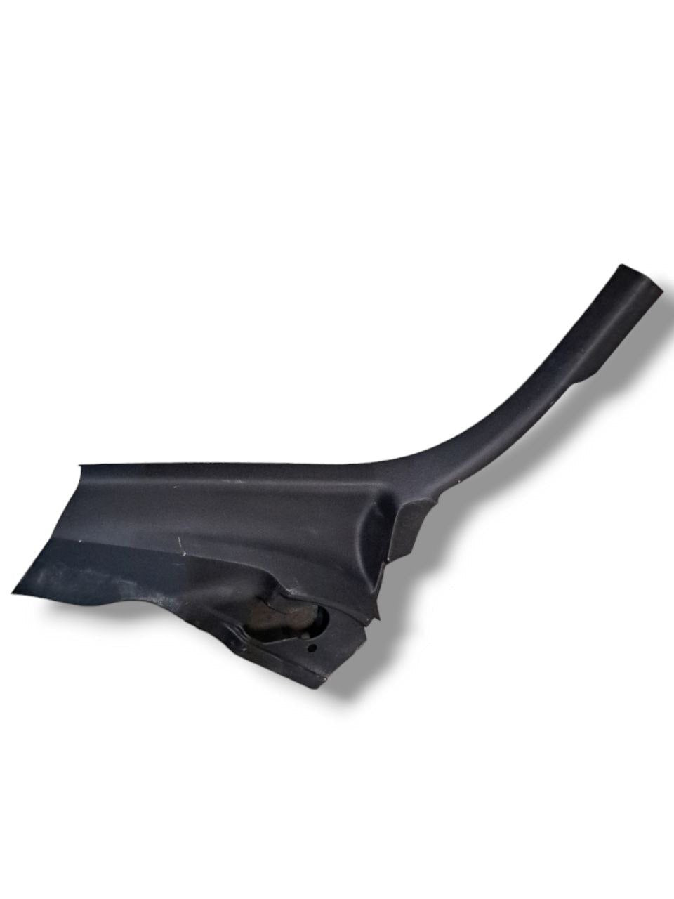 Rivestimento montante posteriore sinistro  Ford Focus (2021) COD:JX7B-A131017