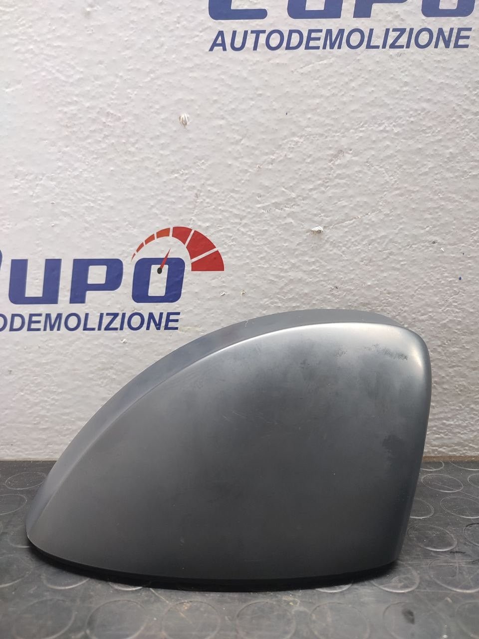 Rivestimento specchietto sinistro AUDI A1 (2010)