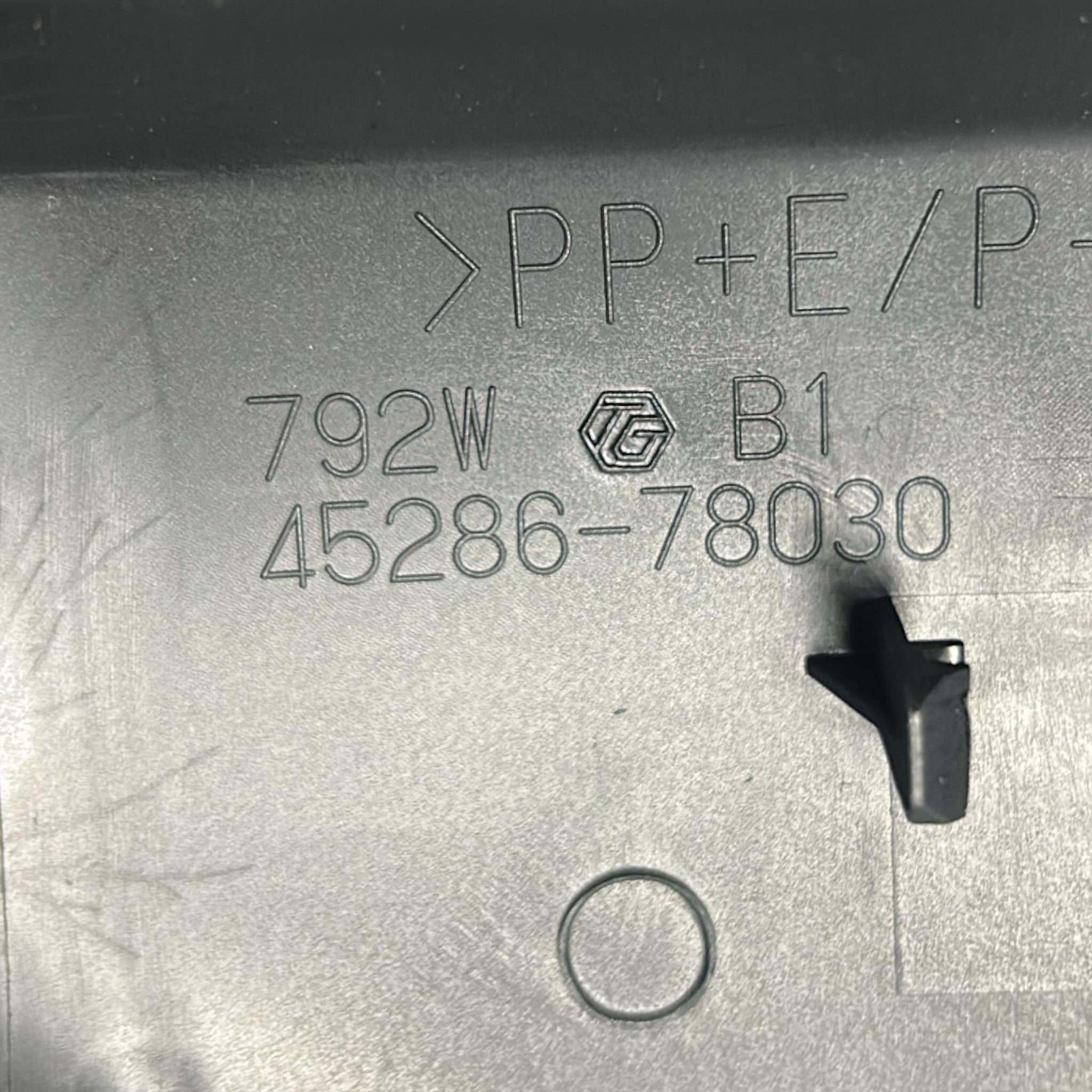 Rivestimento Superiore Piantone Sterzo Lexus NX (AZ20) cod.45286-78030 (2021 > )