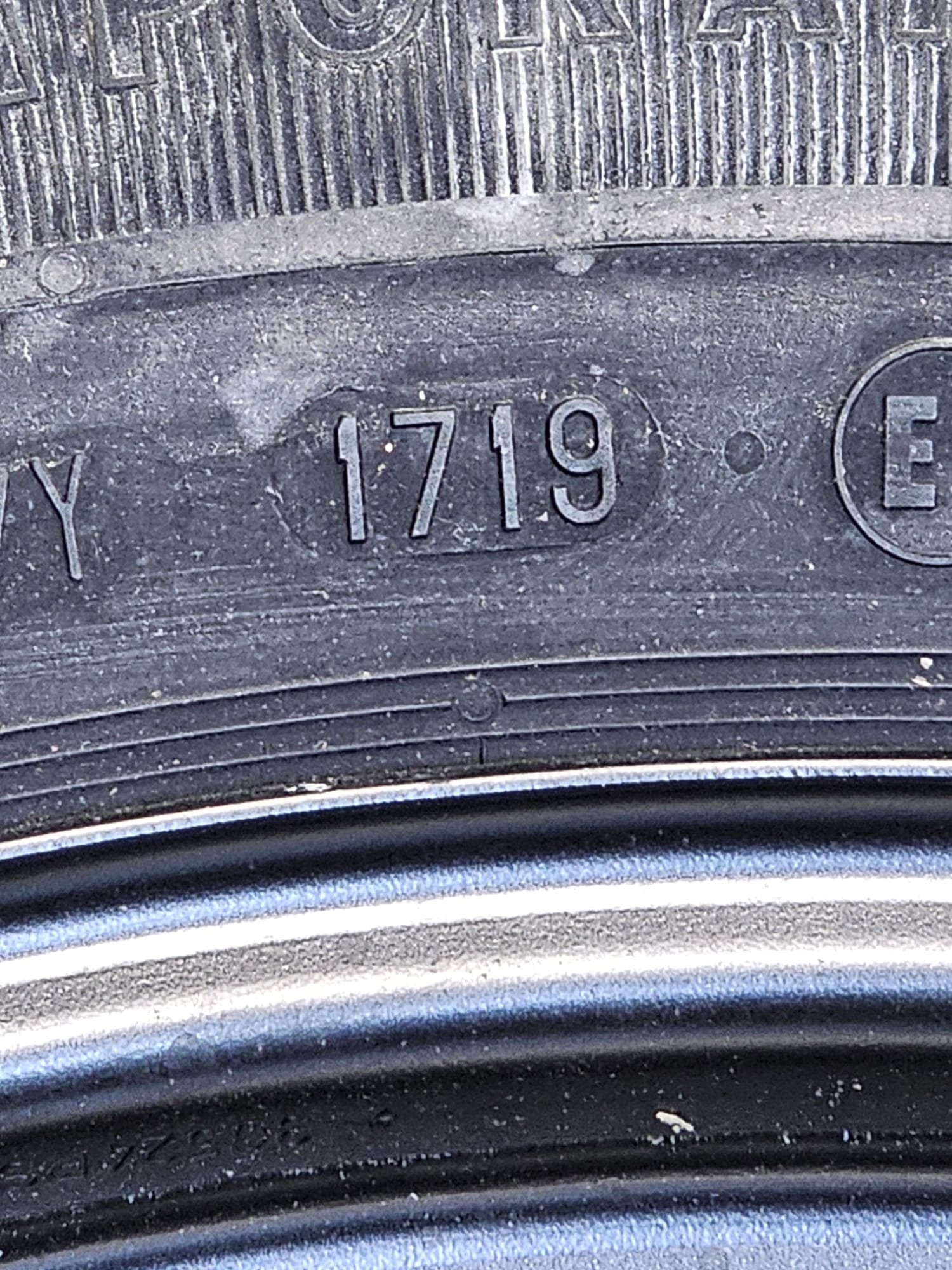 Ruota / Ruotino Di Scorta DS7 (2017->) 135-80 R18