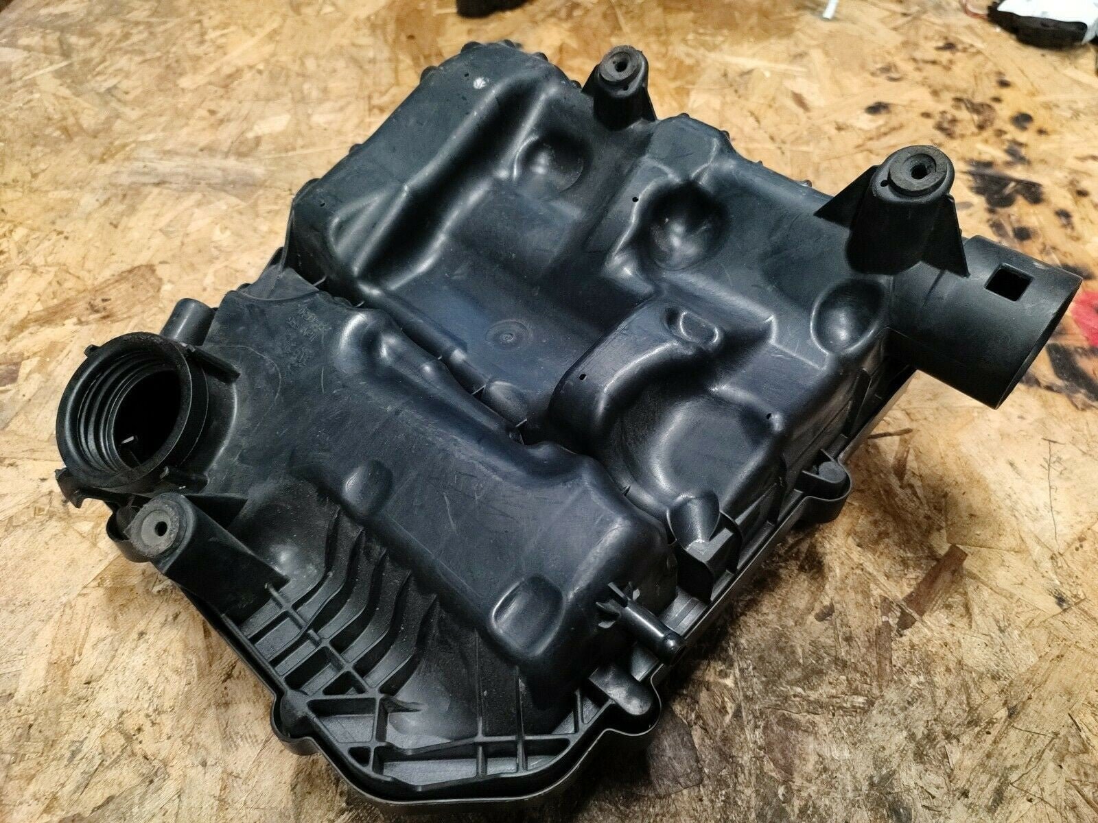 Scatola Filtro Volkswagen Polo 6R Benzina (2012) 04C129611J