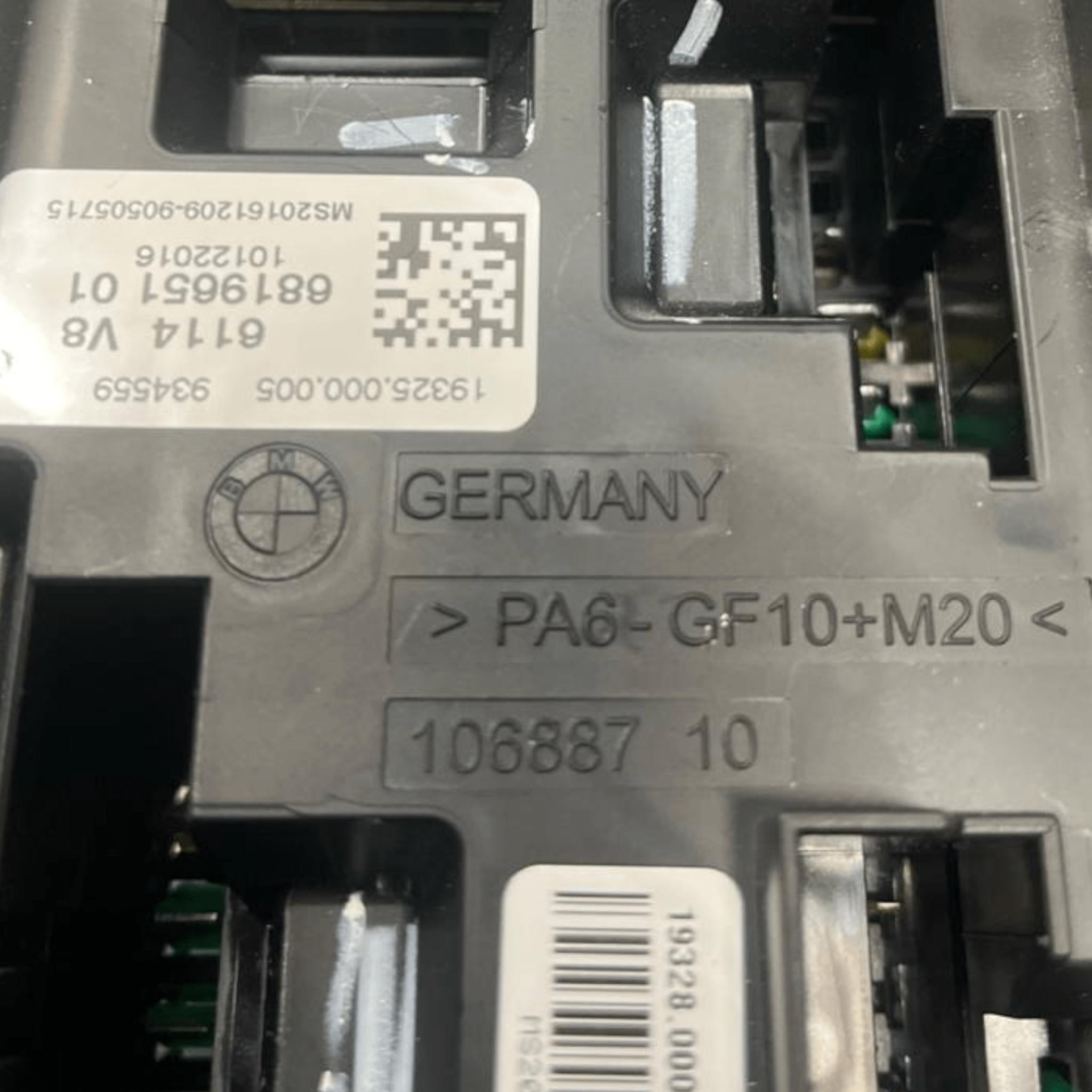 Scatola Fusibili Bmw X5 F15 3.0 Diesel (2013 al 2018) cod: 10688710
