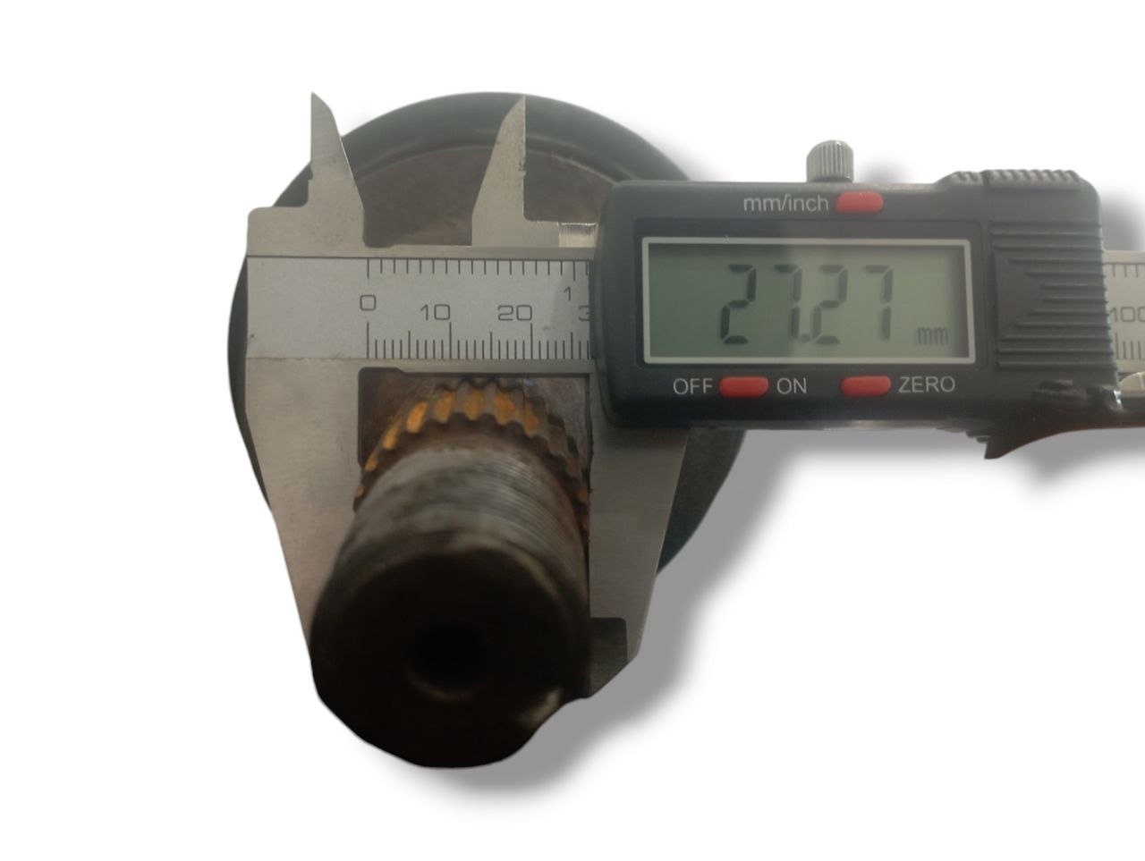 Semiasse / Albero motore Manuale 5 Marce anteriore destro (dx) Peugeot 307 1.6 Diesel (2004) cod: 9637117880