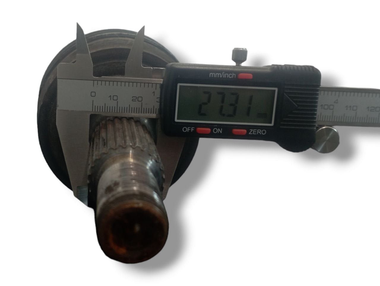 Semiasse / Albero Motore Manuale 5 Marce anteriore destro (dx) Renault Clio 5 1.5 Diesel (2022) cod: 391009804R