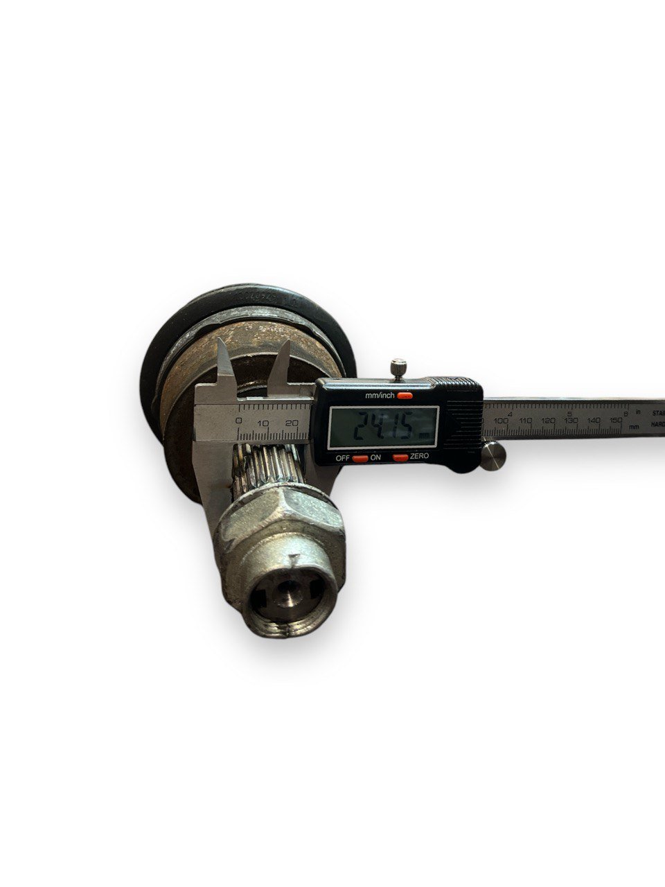 Semiasse / Albero Motore / Trasmissione anteriore destro (dx) Opel Corsa E 1.4 Benzina (2015 al 2019) Cambio Manuale 5 Marce cod: 6083200