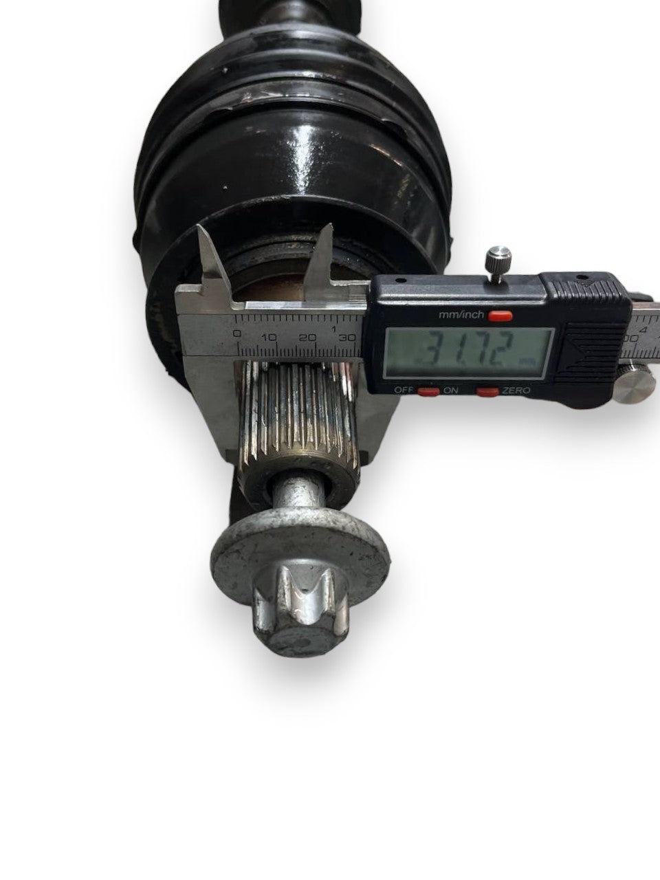Semiasse / Albero Motore / Trasmissione anteriore sinistro (sx) Mercedes - Benz Classe A W176 1.5 Diesel (2012 - 2018) Cambio Automatico 6 Marce