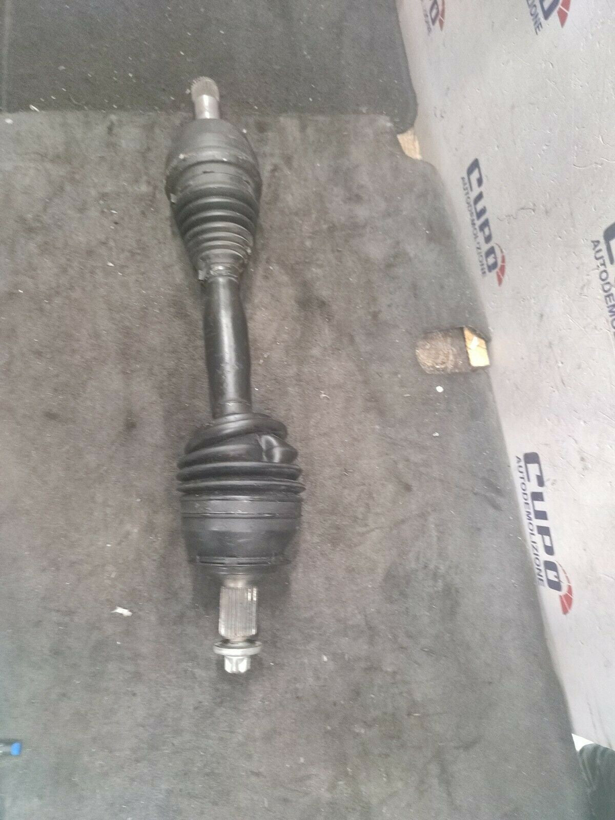 Semiasse Anteriore sinistro Mercedes-Benz CLA 200CDi ( 2014 - C117 )