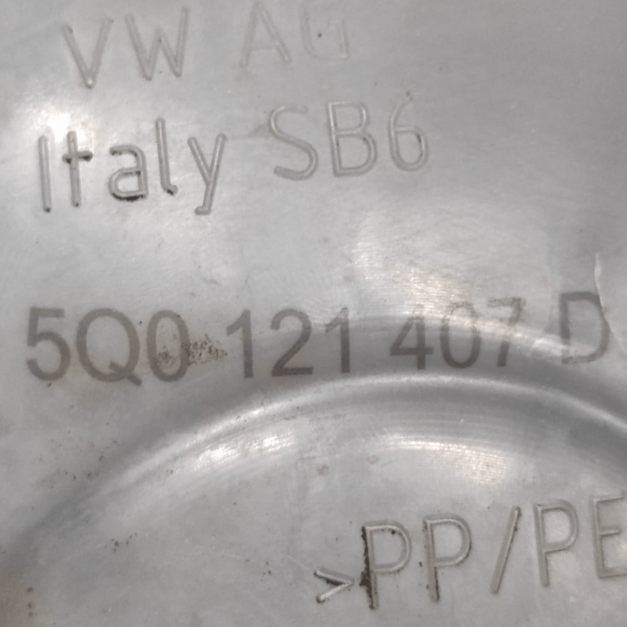 Serbatoio / Vaschetta Liquido Refrigerante Skoda Octavia III Serie 1.4 Benzina COD: 5Q0121407D (2012-2019)