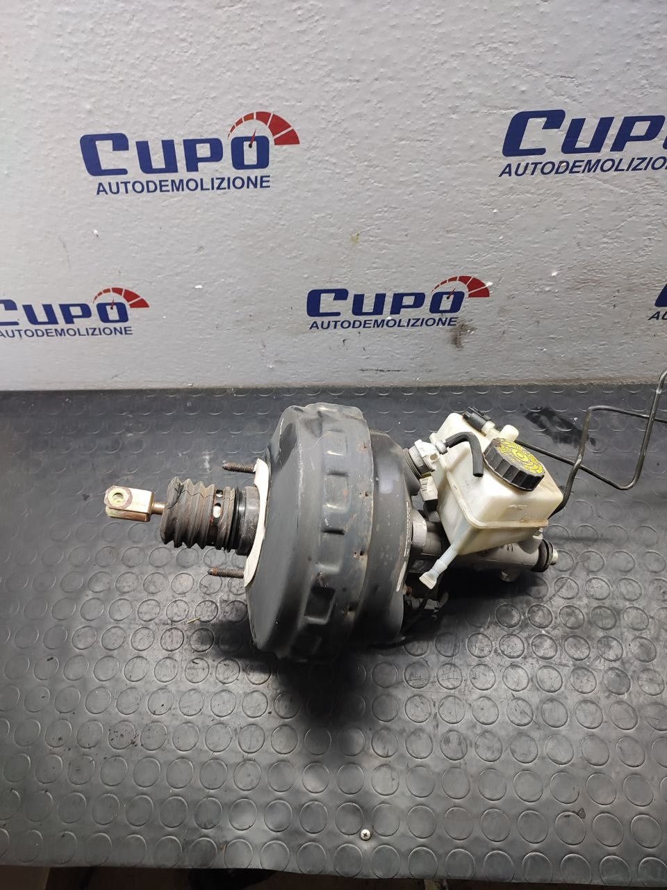 Servofreno Mercedes CLk ( w209 ) cod a0054304830