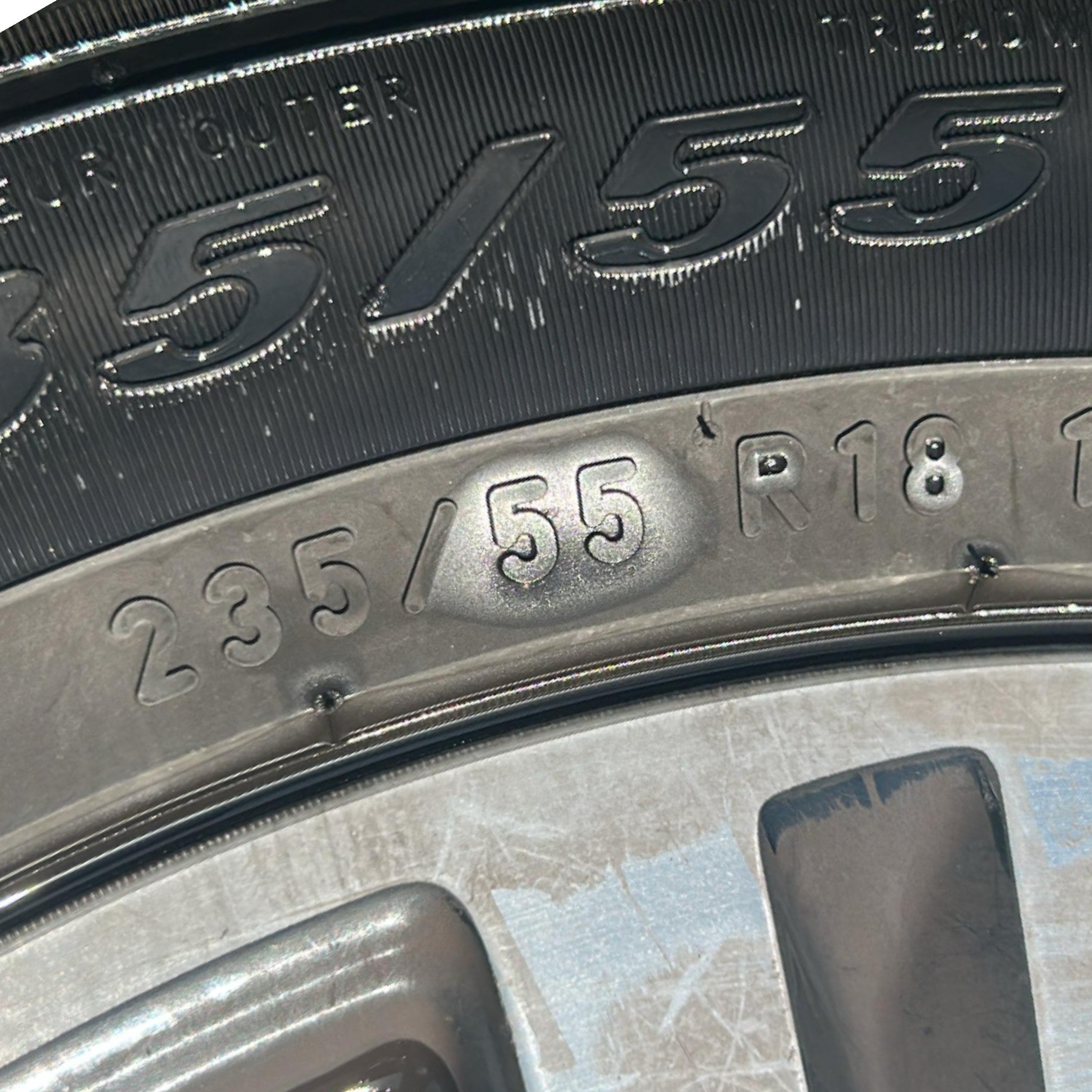 Set 4 Cerchi In Lega (DIAMANTATI) Kia Sportage (SL) cod.52910-3U710 (5 Fori / 235 / 55 R18) (2010 > 2016)