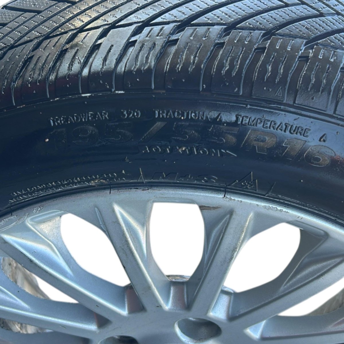 Set 4 cerchi in lega Ford B - Max cod.av11-1007-cb (4 fori / 195 / 55 r16) (2012 > 2018)