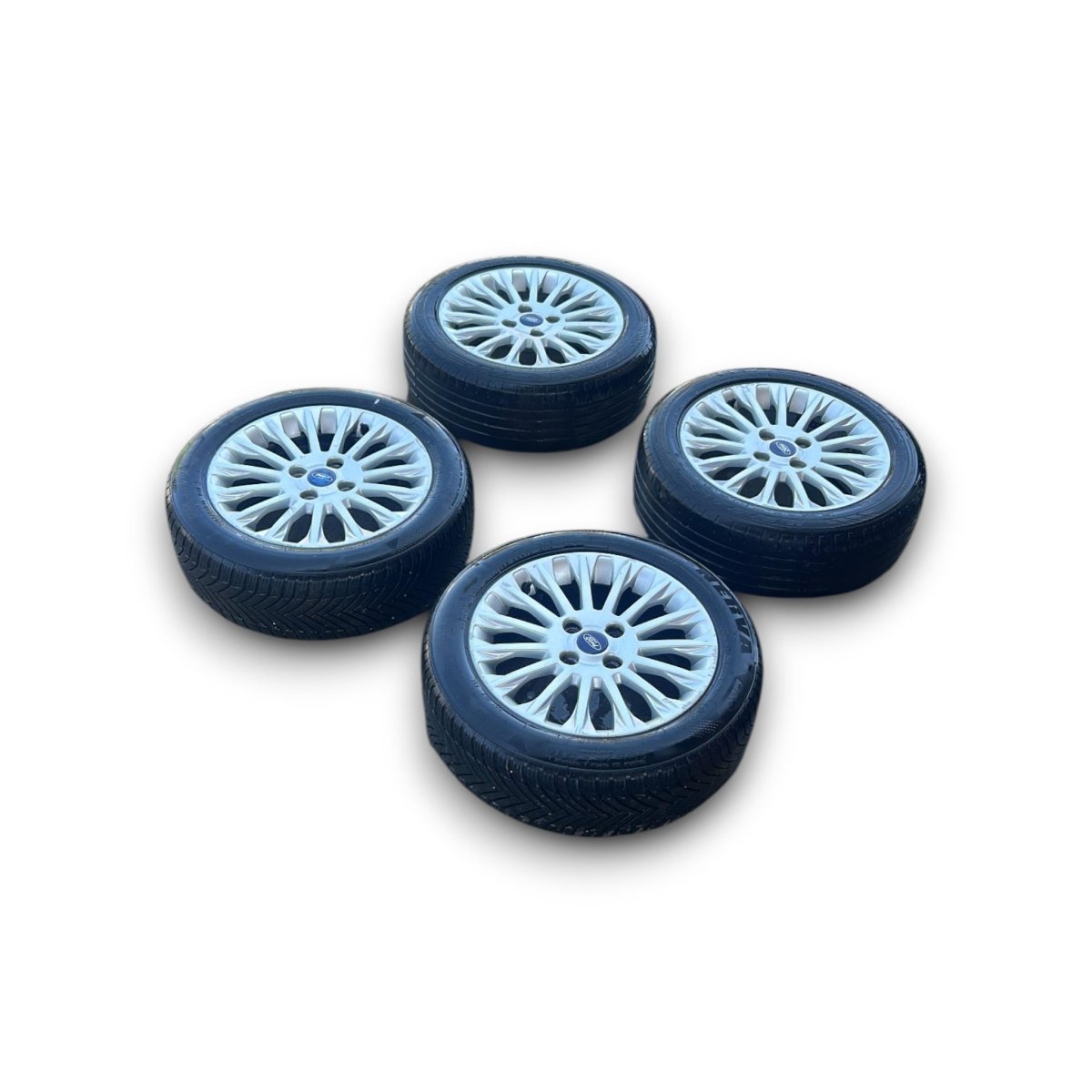 Set 4 cerchi in lega Ford B - Max cod.av11-1007-cb (4 fori / 195 / 55 r16) (2012 > 2018)