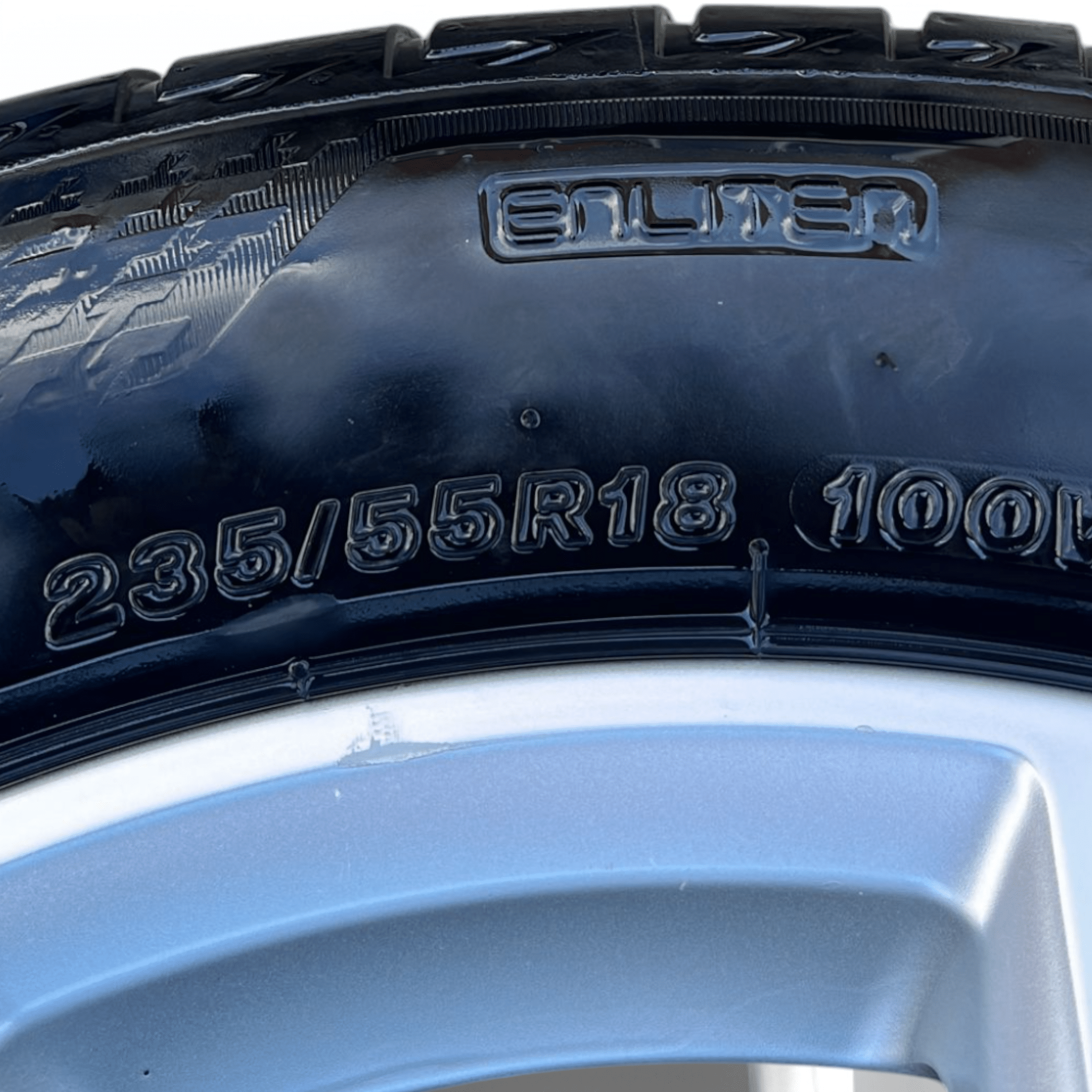 Set 4 Cerchi in lega R18 Audi Q3 F3 (2018->) cod.83A601025K 235 / 55 / R18