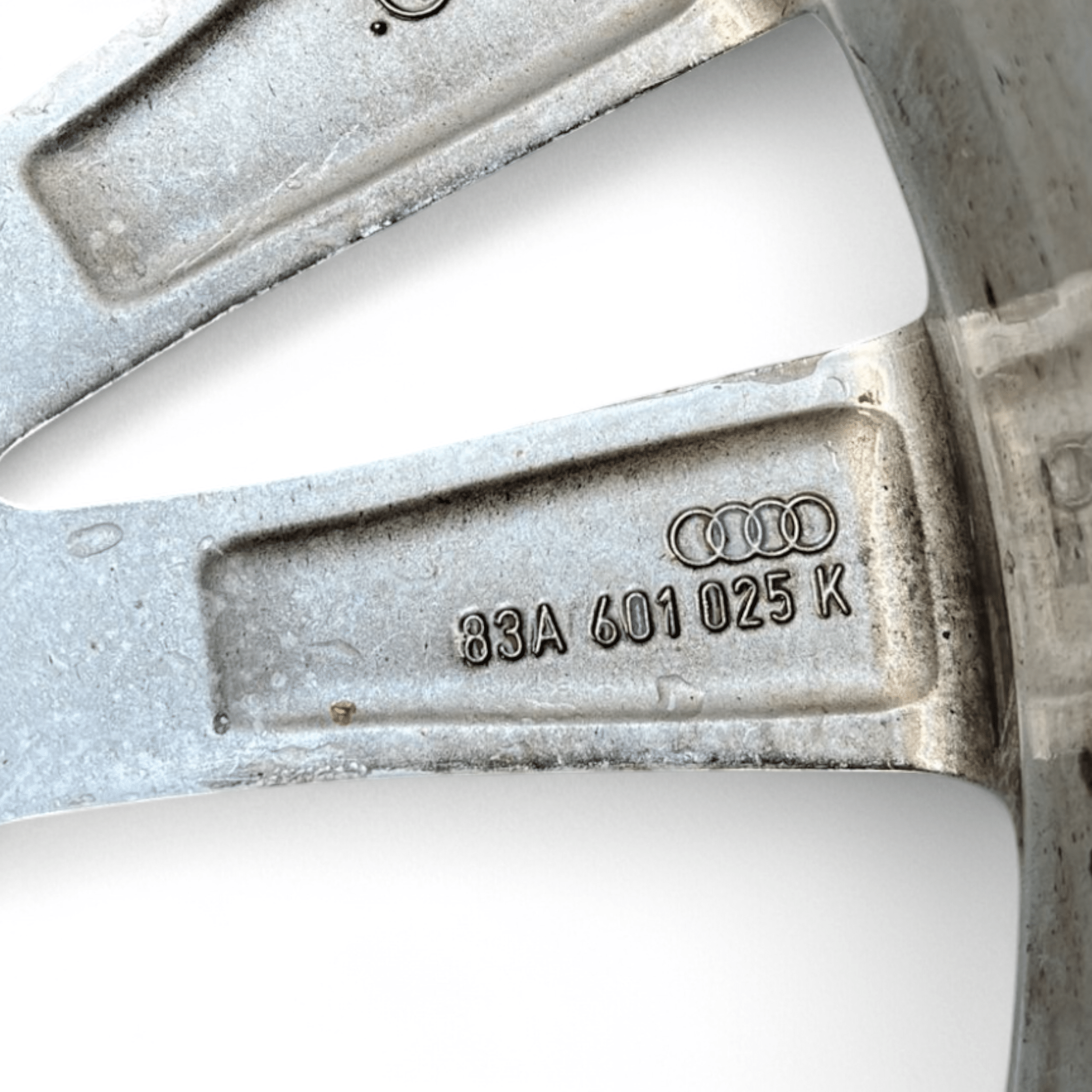 Set 4 Cerchi in lega R18 Audi Q3 F3 (2018->) cod.83A601025K 235 / 55 / R18