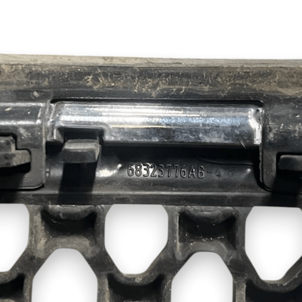 Set 6 Griglie Paraurti Jeep Cherokee KL (2013 al 2023) cod: 68323776AB