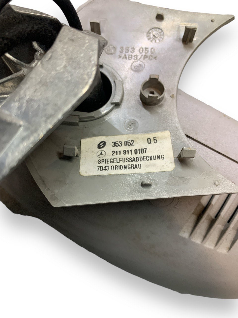 Specchietto Retrovisore Centrale Interno Mercedes Classe E W211 3.2 (2004) cod.2118110107