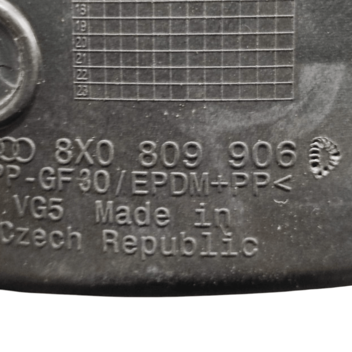 Sportello / Tappo Carburante Audi A1 8V COD: 8X0809906 (2012-2020)