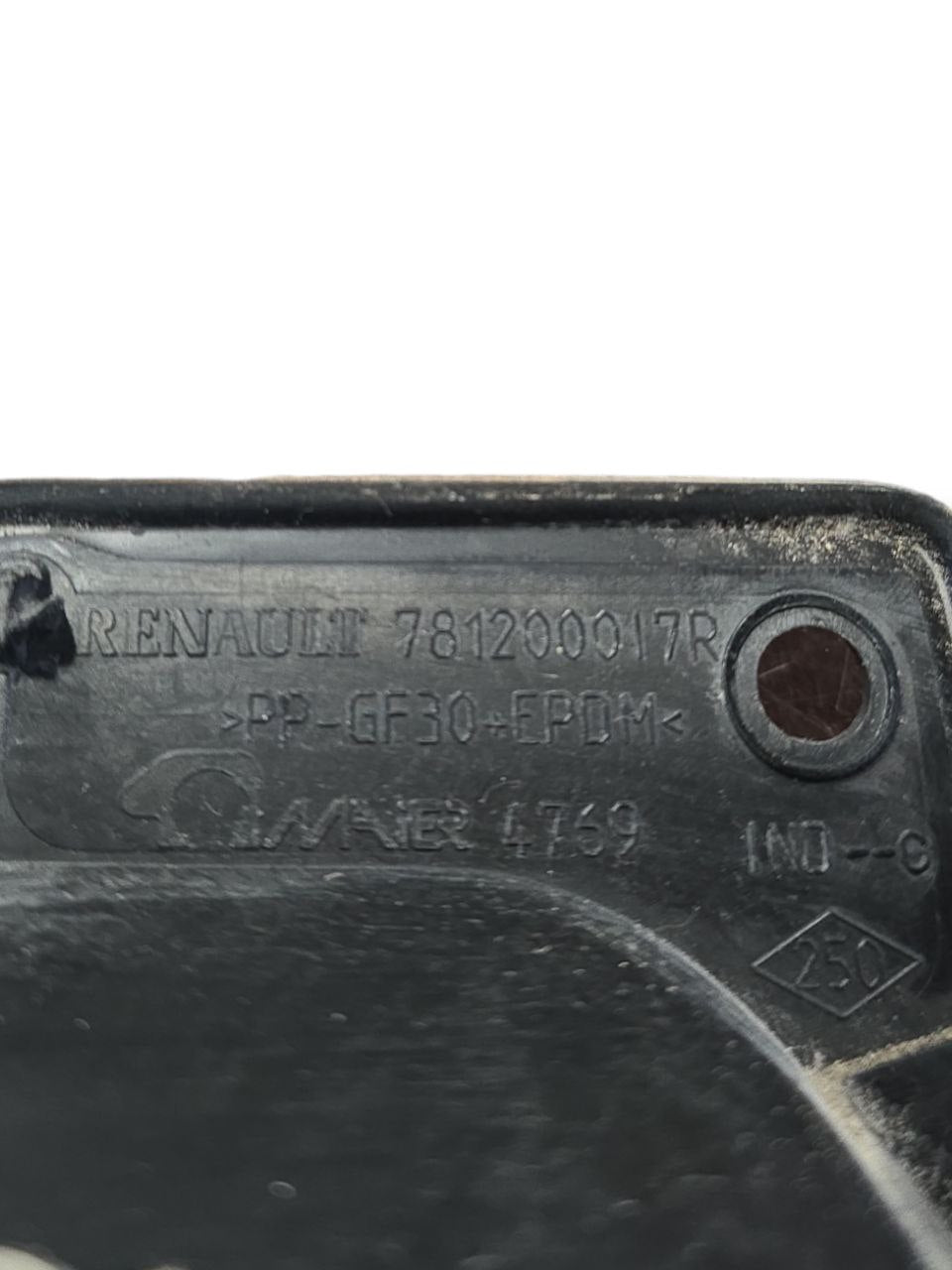SPORTELLO / TAPPO SERBAOIO RENAULT MASTER III (2014-2019) Cod : 781200017R