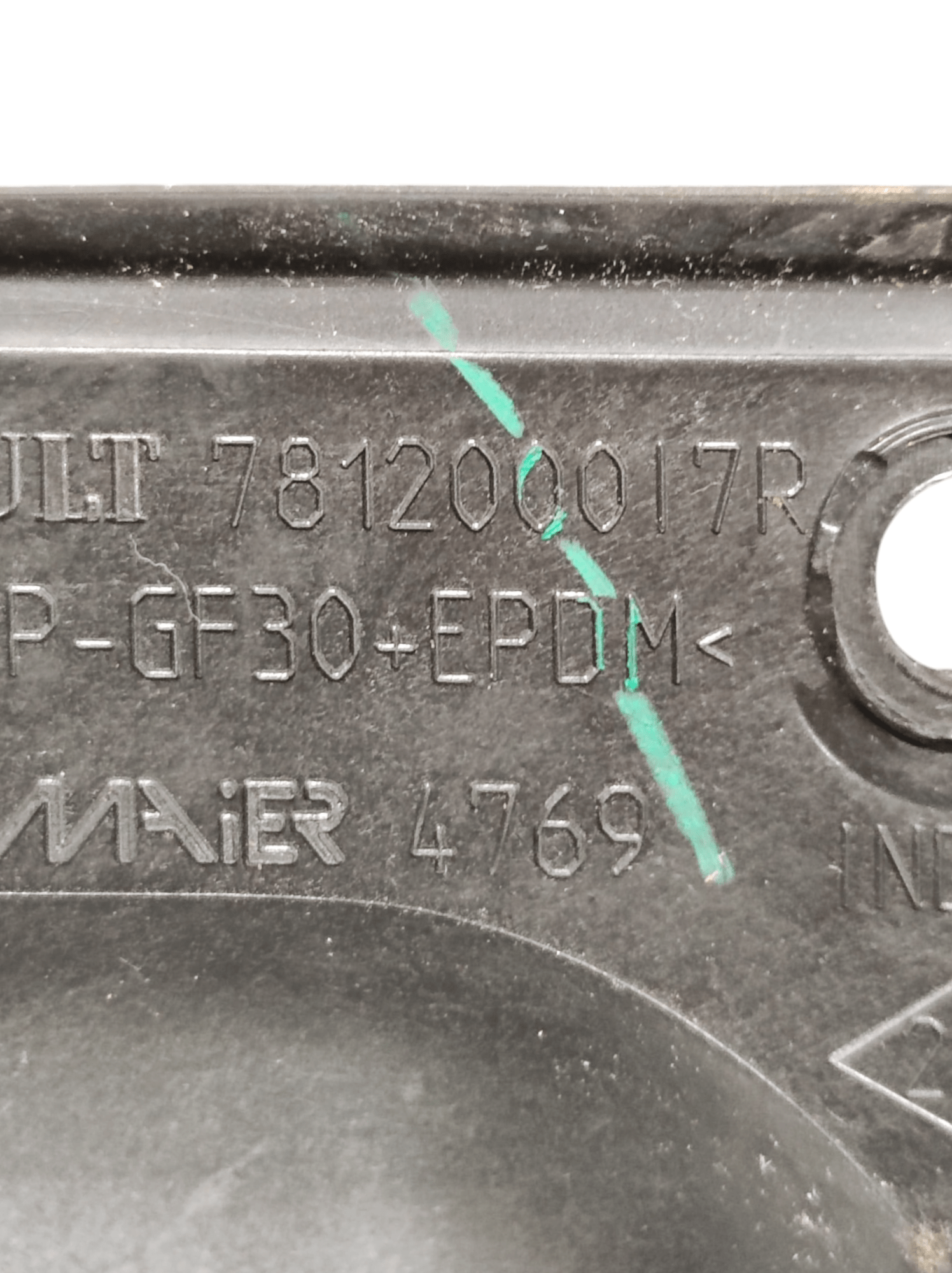 Sportello / Tappo Serbatoio RENAULT MASTER III (2014-2019) COD:781200017R