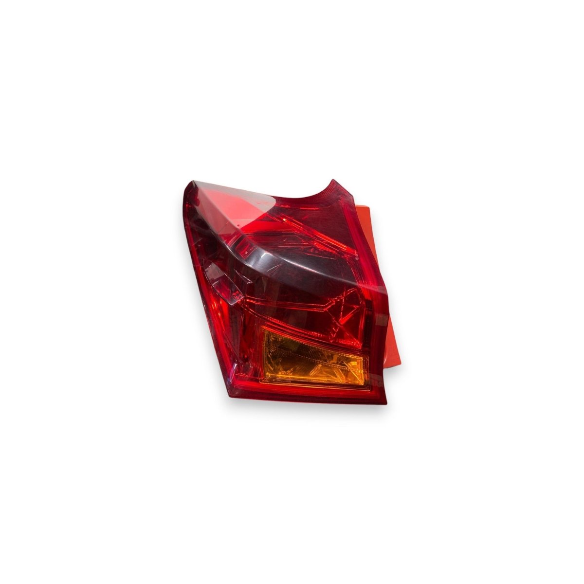 Stop / fanale alogeno posteriore sinistro (sx) Toyota Auris hatchback 5 porte (2012-2018) Cod: 81556-02730