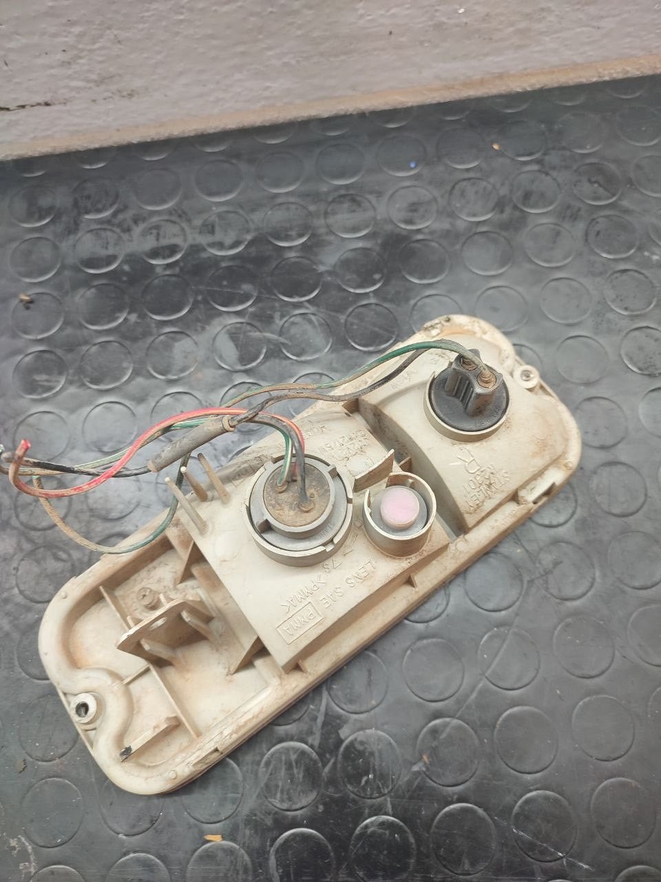 Stop inferiore destro paraurti Suzuki Grand Vitara 2005