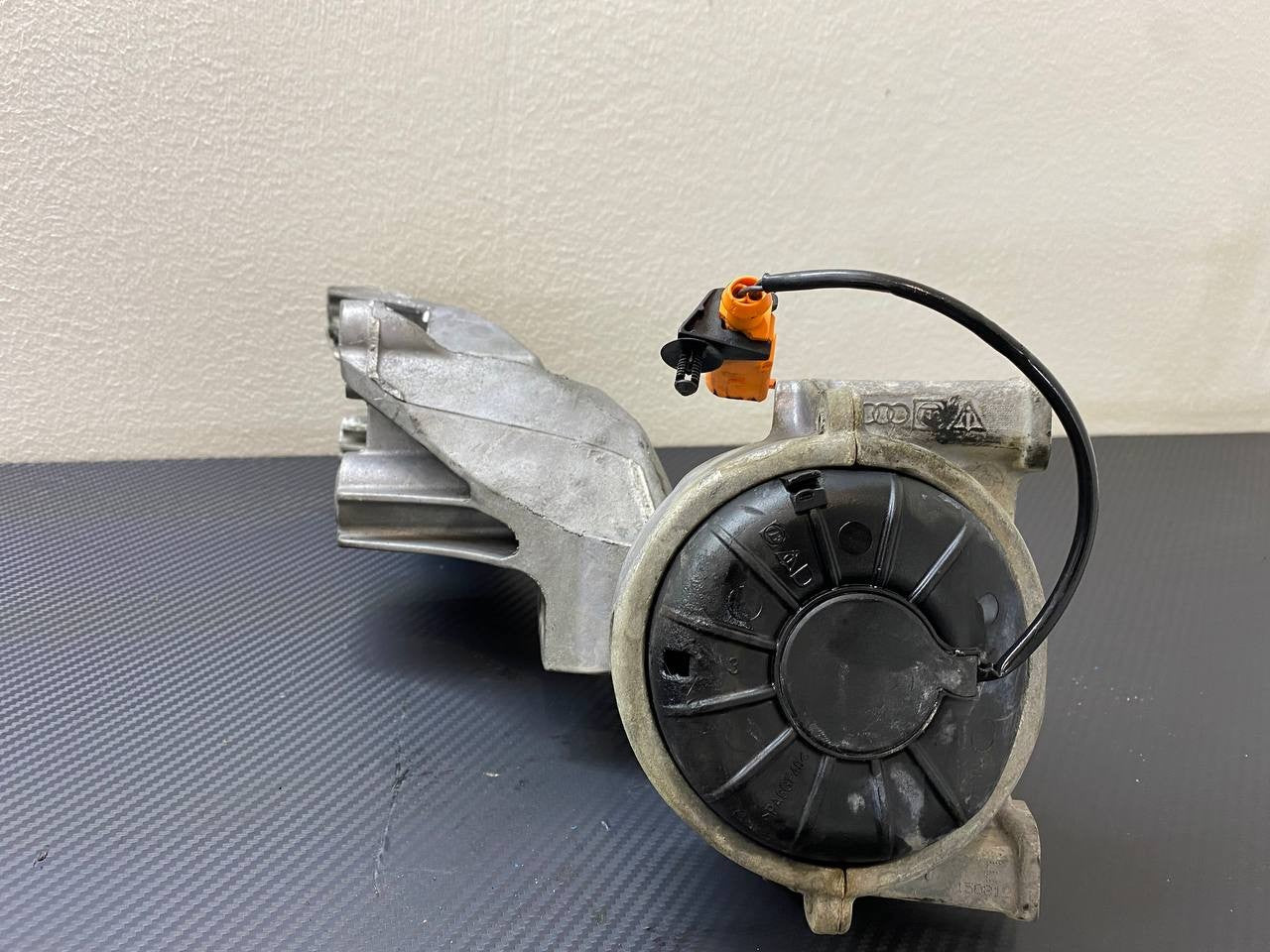 Supporto motore attivo Sinistro AUDI A4 ALLROAD cod 8K0199307