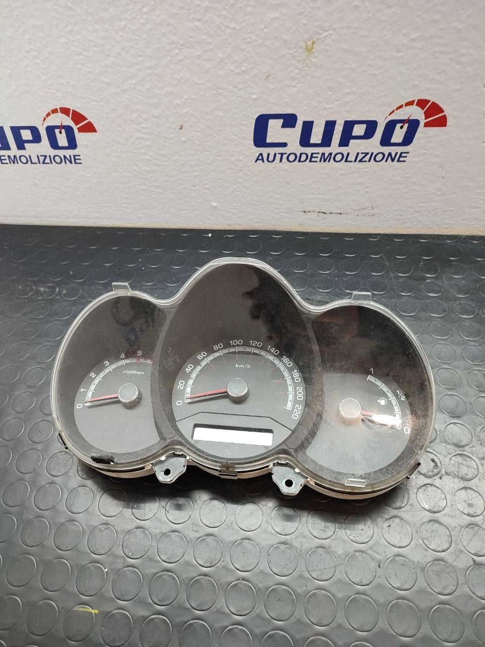 Tachimetro / contachilometri Kia Venga 2011 cod 94004-1p491