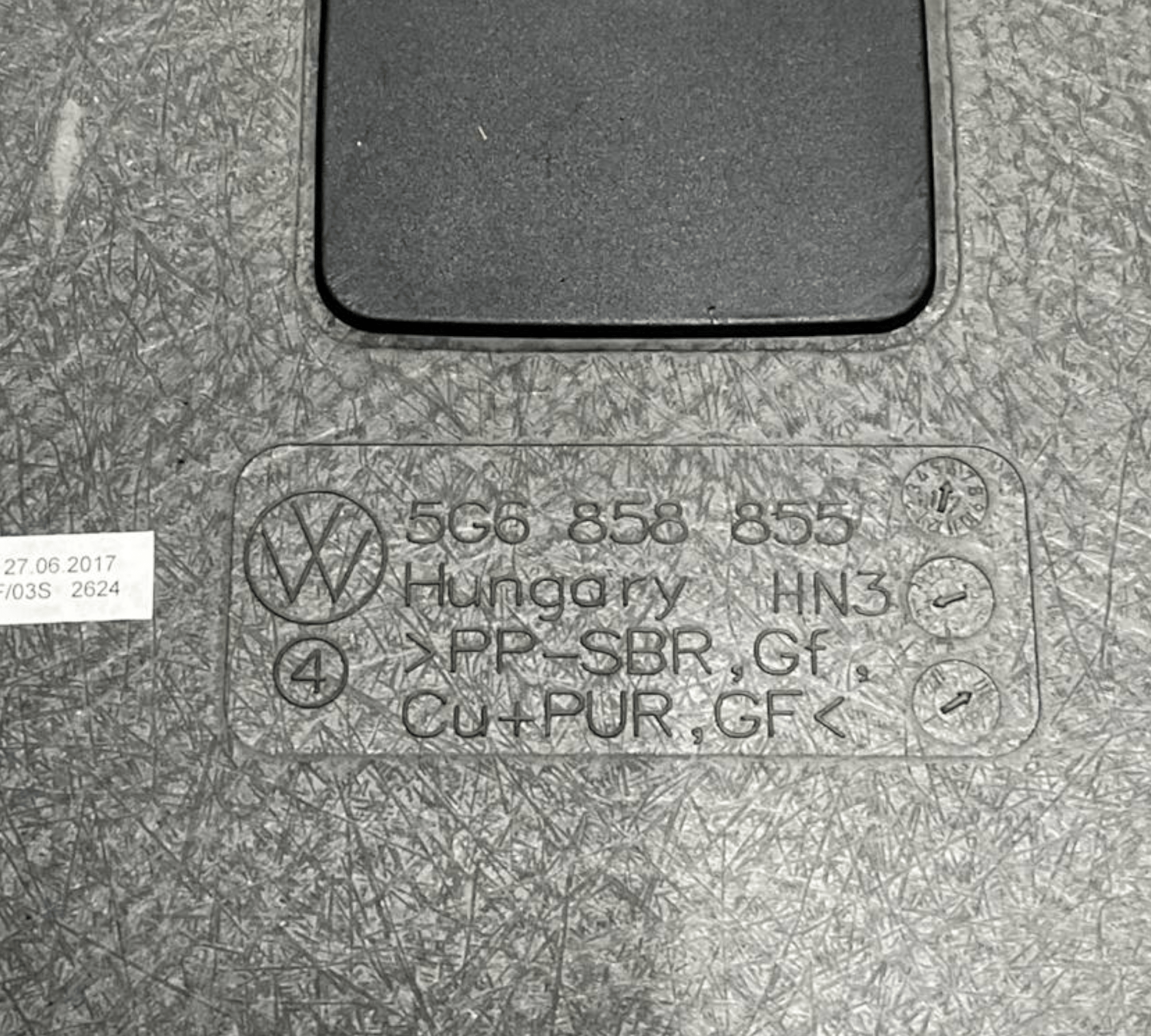 Tappeto / Ripiano bagagliaio posteriore Volkswagen Golf VII / 7.5 cod.5G6858855 (2012-2021)