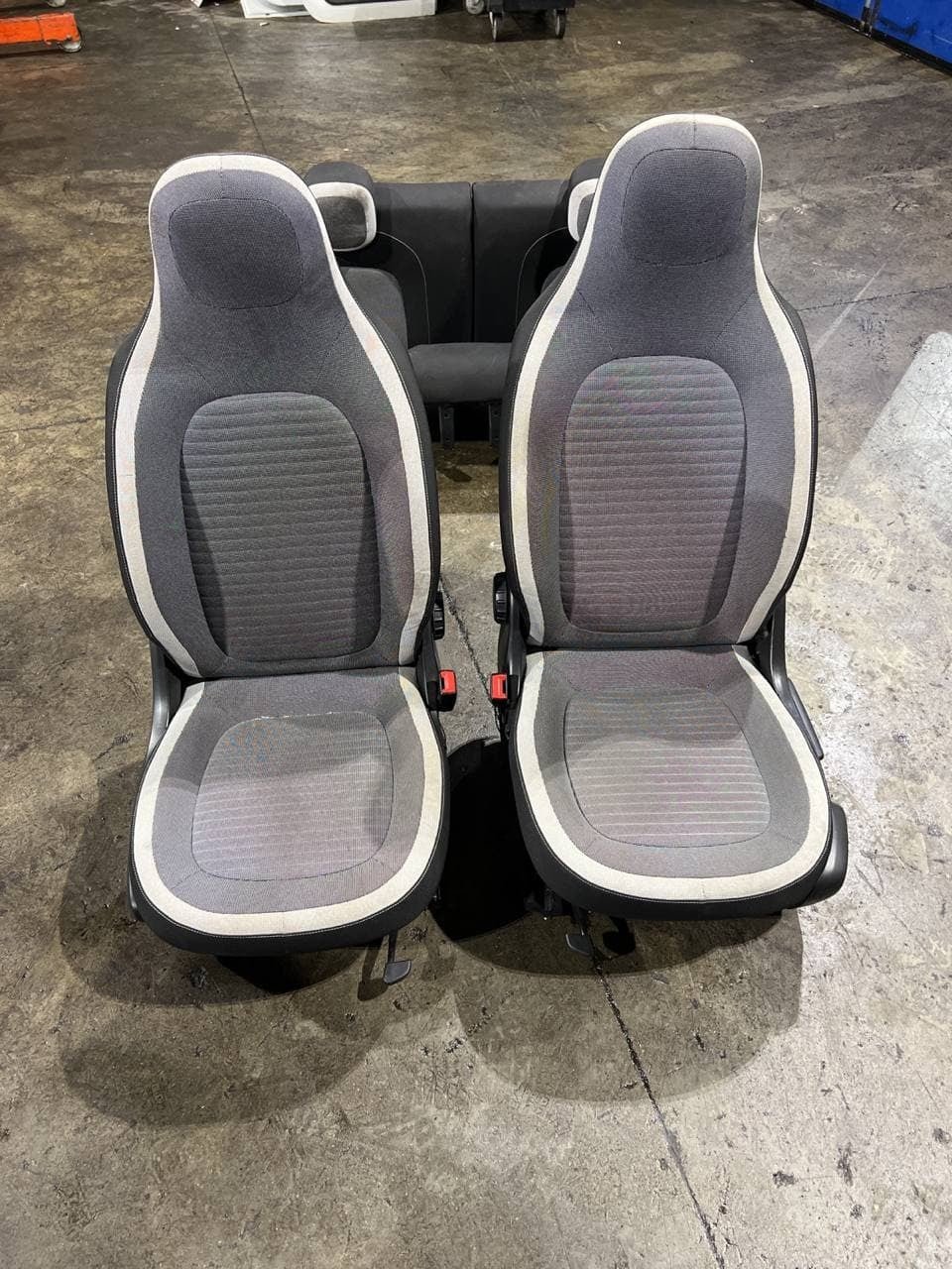 Tappezzeria completa di pannelli Renault Twingo III 2015