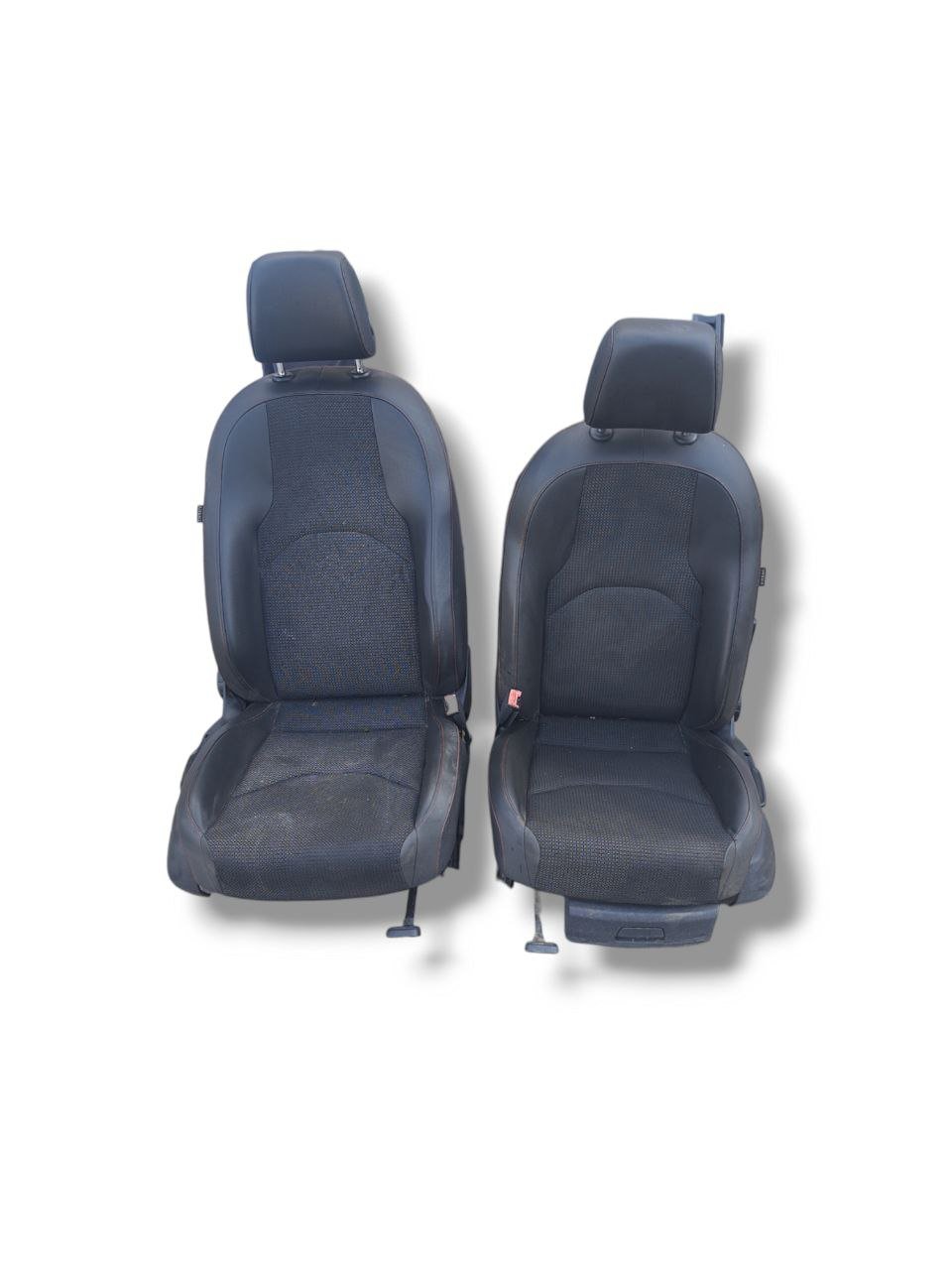 Tappezzeria / Sedili completa Nera con cuciture rosse Seat Leon FR (2012 > 2019)
