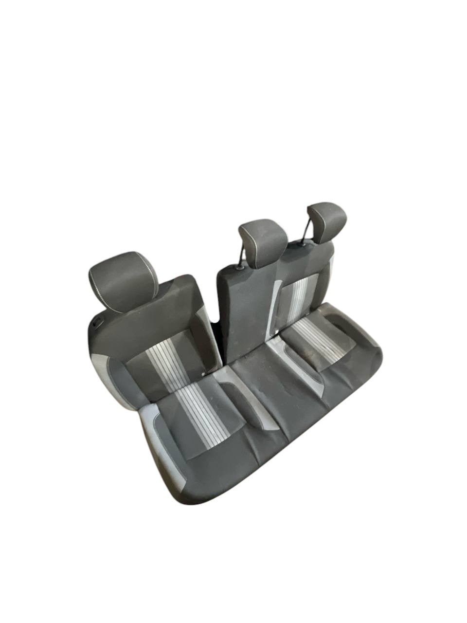 Tappezzeria / Sedili in stoffa Nera Dacia Sandero Stepway  (2012-2020)