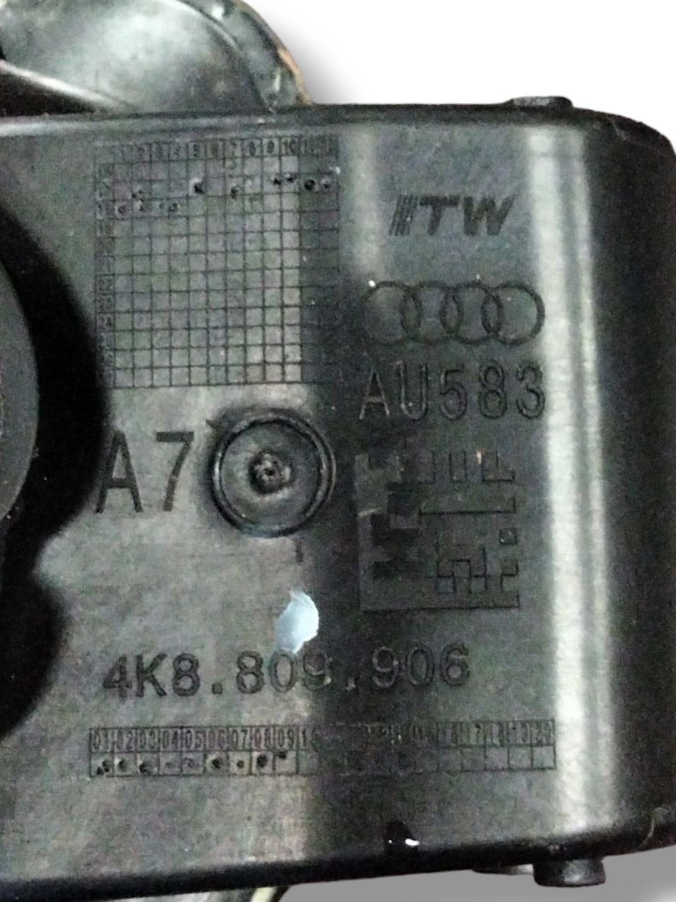 Tappo / coperchio serbatoio nero Audi A7 (2017>) cod.4k8809906