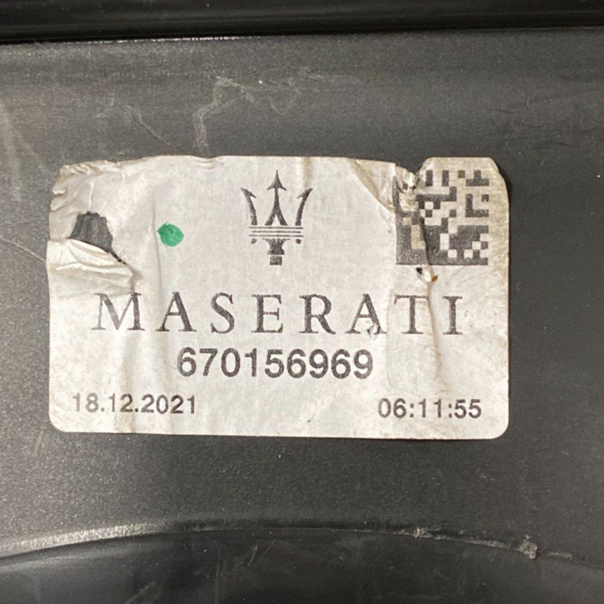 Tappo / sportello carburante maserati grecale Cod: 670156969 (2022-)