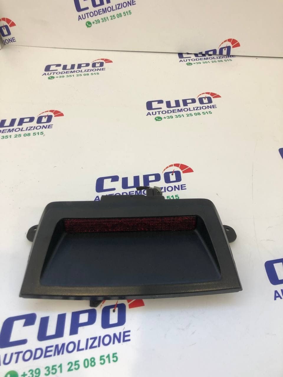 Terzo stop centrale Chrysler 300C 04805845A - BIBA-RICAMBI