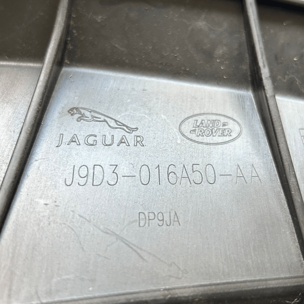 Tubo condotto aria jaguar i-pace cod:J9D3-016A50-AA (2018 >)