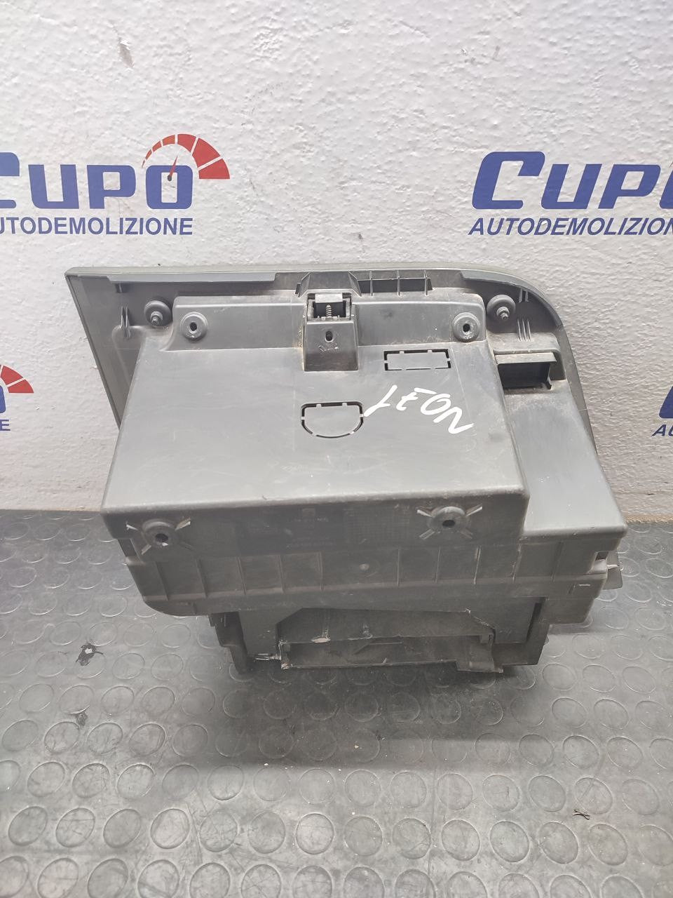 Vano Porta Oggetti Seat Leon (2004) Cod:1P1 857 103
