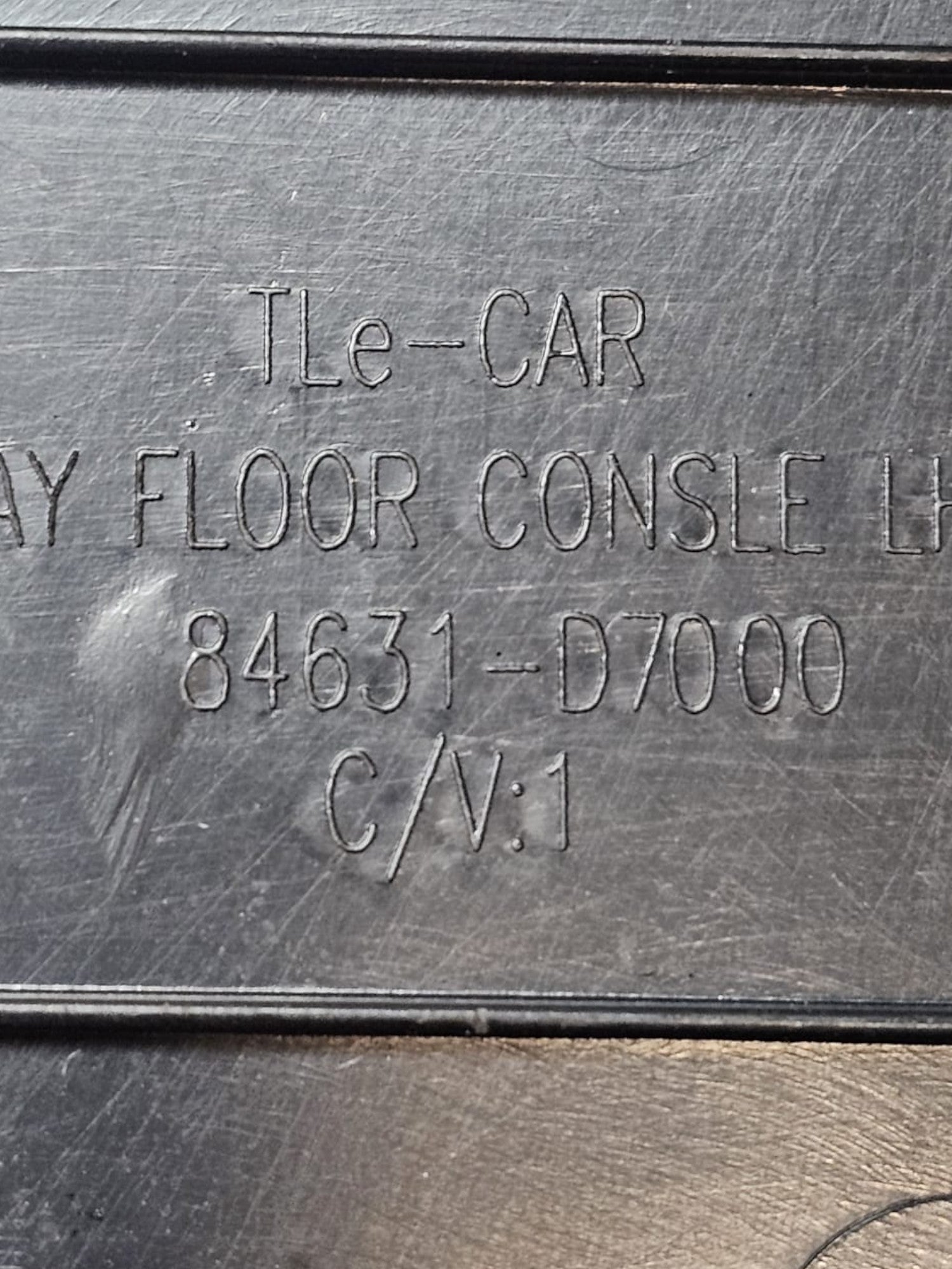 Vano Portaoggetti Console Centrale Hyundai Tucson Cod:84631D7000 (2015-2020)
