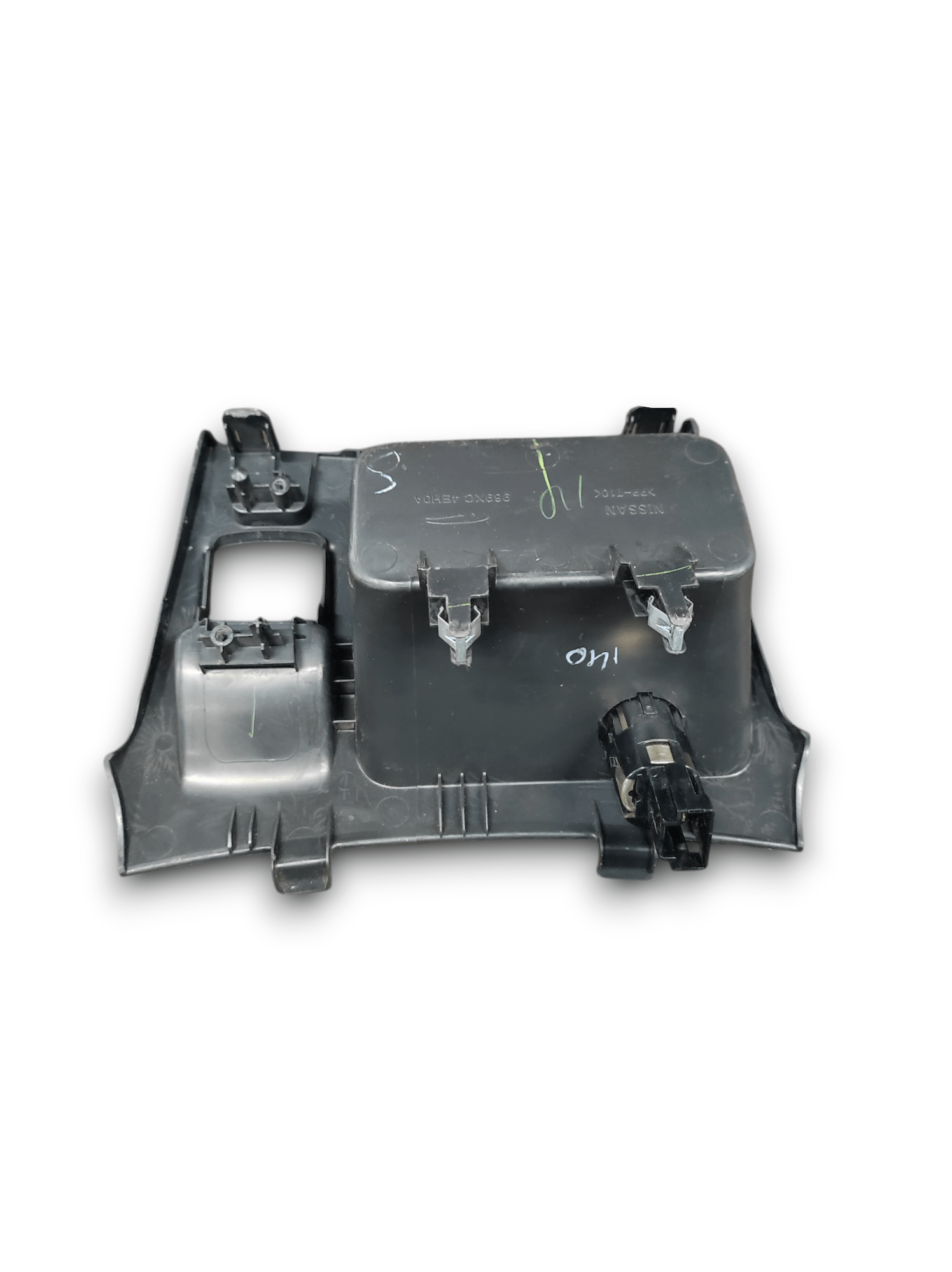 Vano Portaoggetti Nissan Qashqai J11 COD:969XC4EH0A (2014-2021) + Presa 12V