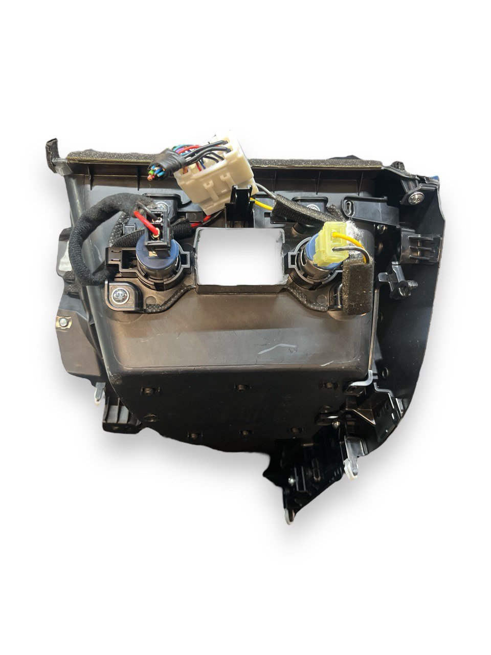 Vano Portaoggetti Tunnel Centrale Presa 12V Kia Sportage ( 2017 ) cod : 84681-F1200
