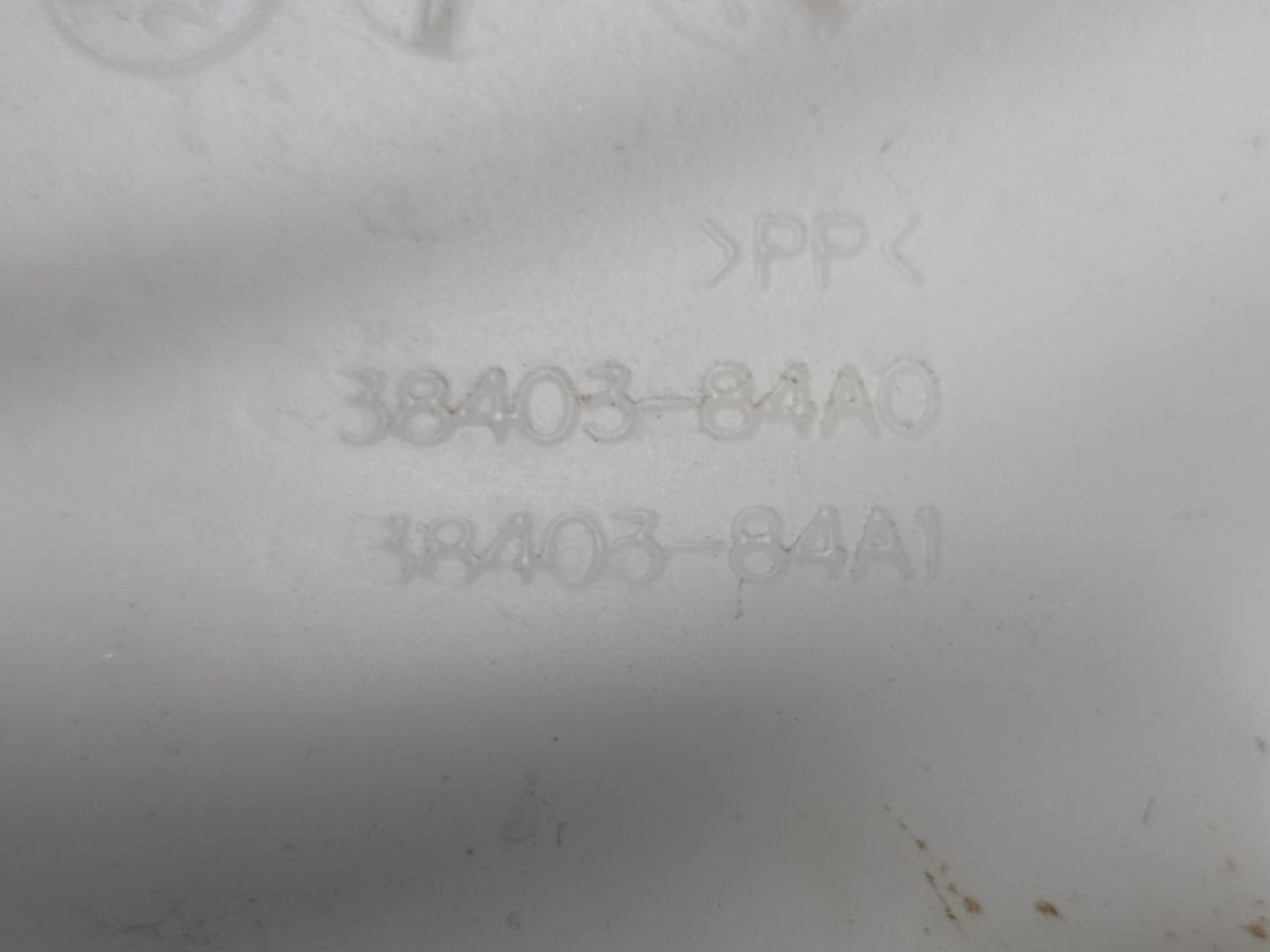 Vaschetta Liquido Tergicristalli Suzuki Jimny Cod : 38403-84A0 (1999-2009)